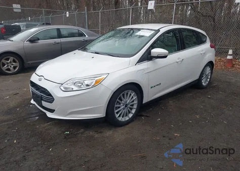 2017 Ford Focus Bev z USA, uszkodzony, nr VIN 1FADP3R42HL258170